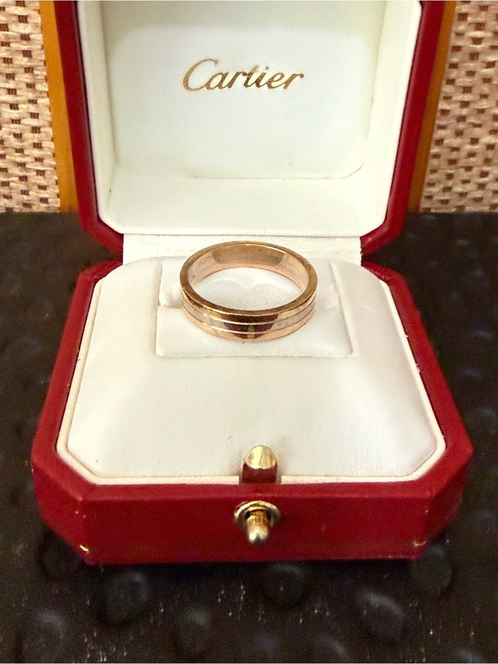 Cartier Vendôme Louis Cartier tri-color 18K gold wedding band - Picture 5 of 7